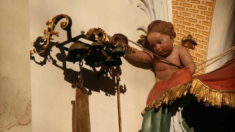 Engel mit Glocken