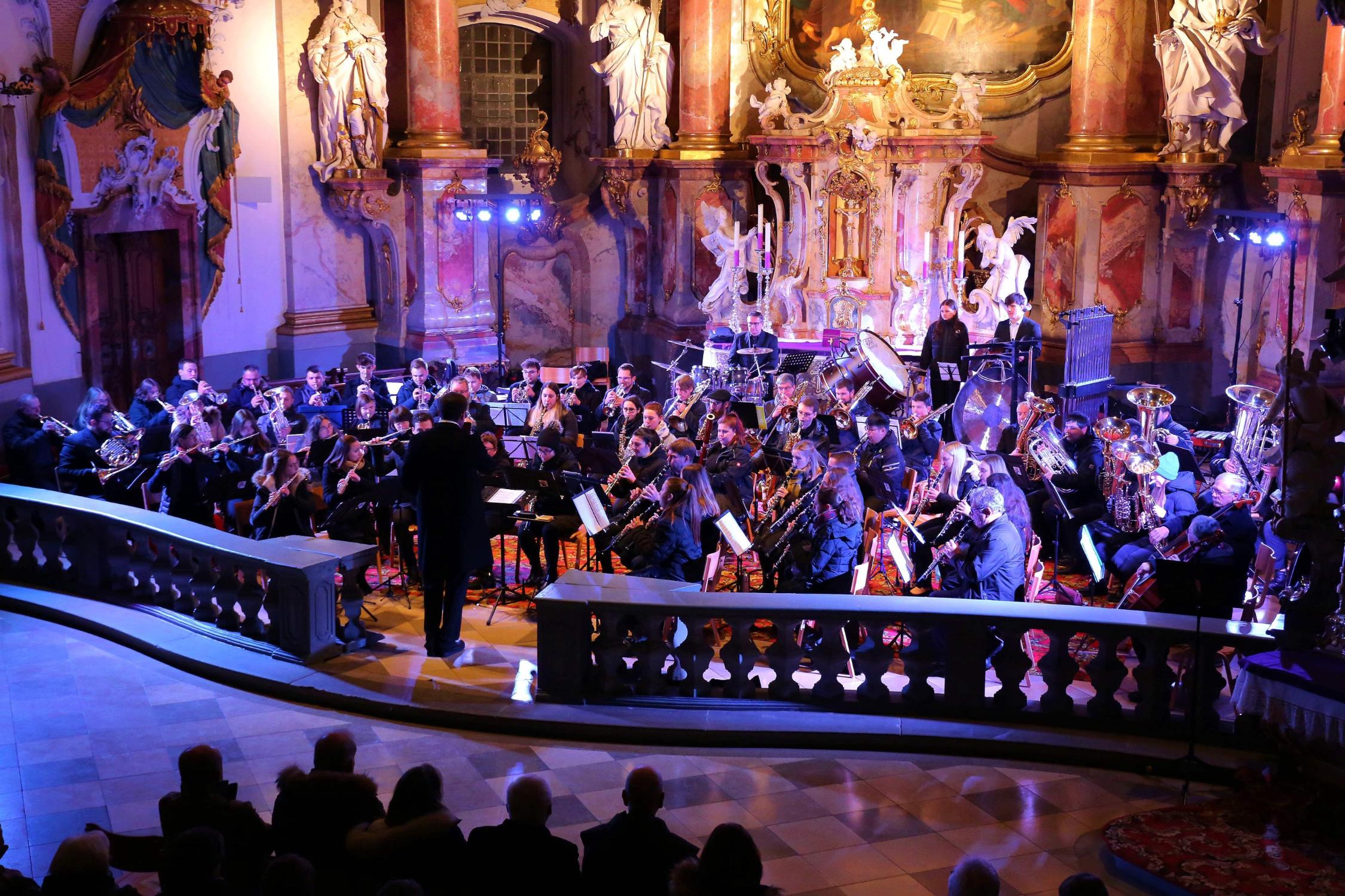 Ein beeindruckendes Konzert mit dem Kreisorchester Lichtenfels fand in der Wallfahrtsbasilika in Vierzehnheiligen statt.