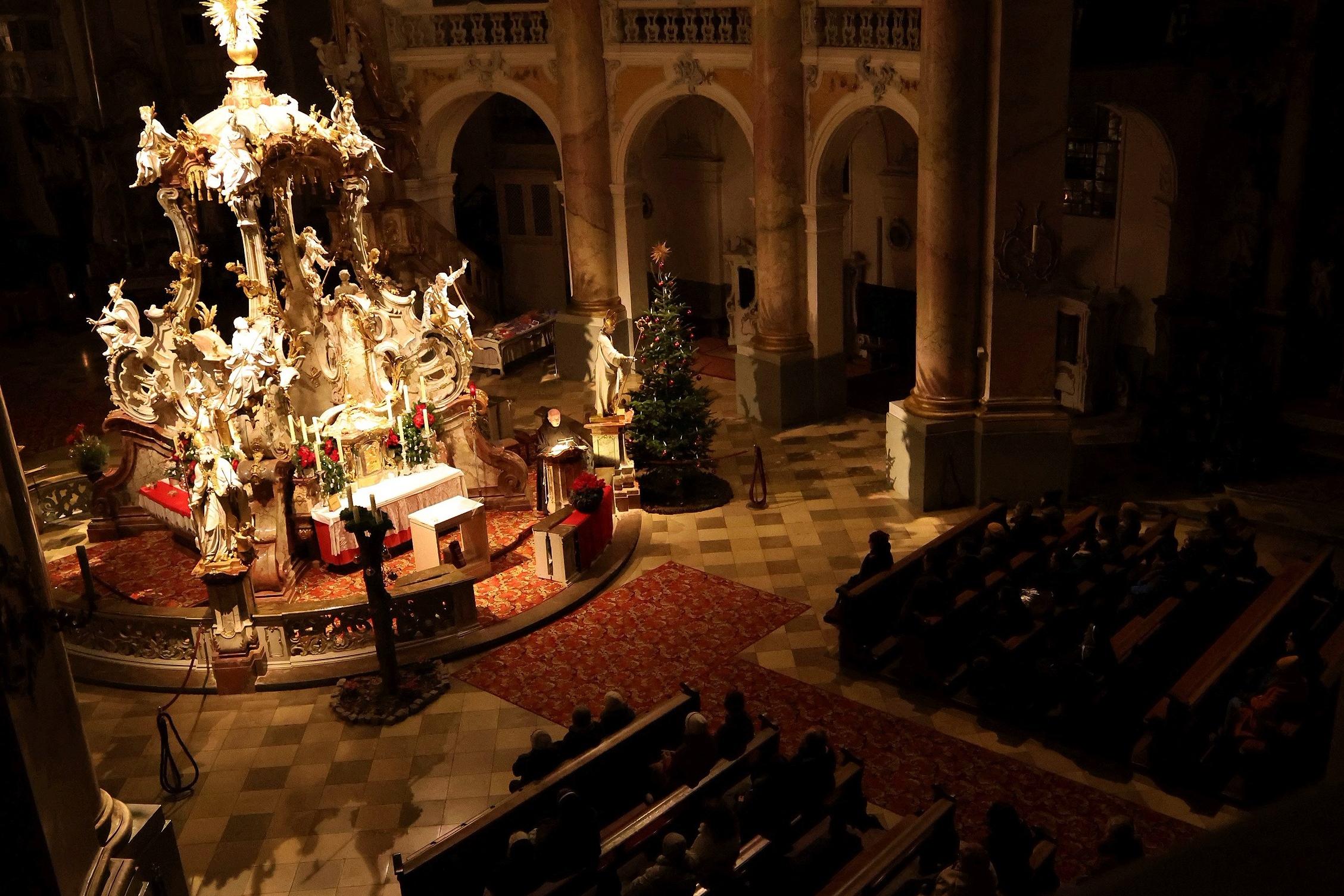 Nachtführung am Gnadenaltar in der Basilika