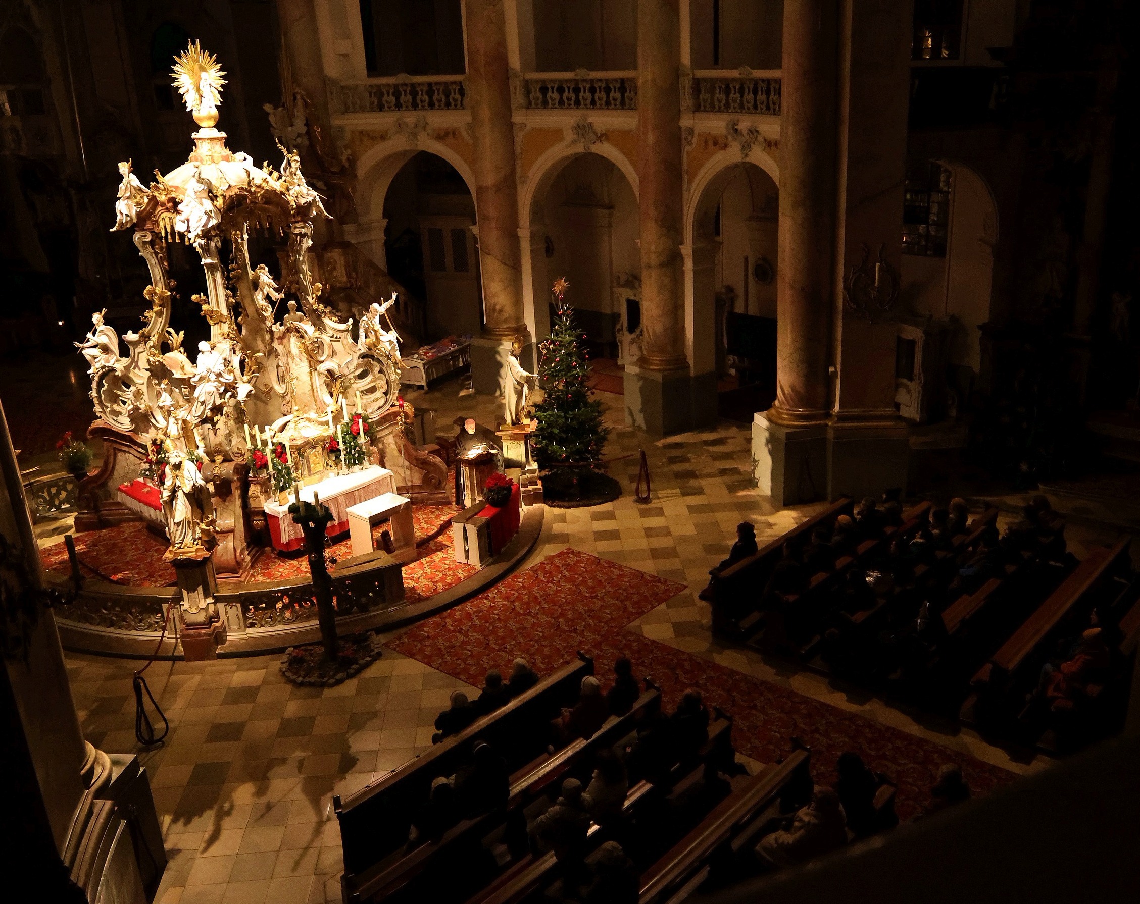 Nachtführung am Gnadenaltar in der Basilika